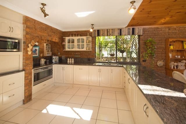 49 Dogwood Drive, PALM BEACH QLD 4221, Palm Beach - Thumbnail 5