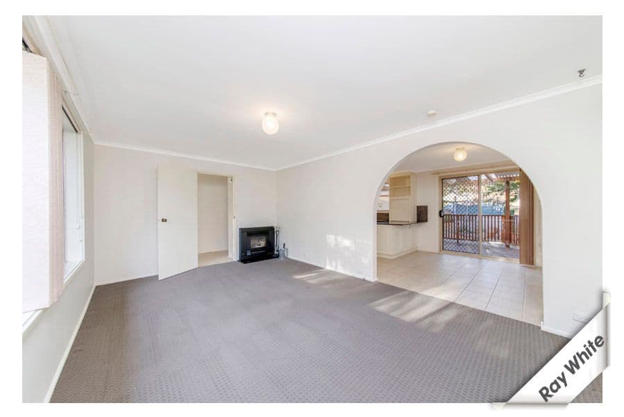 9 Jenner Court, Wanniassa ACT 2903, Wanniassa - Thumbnail 2
