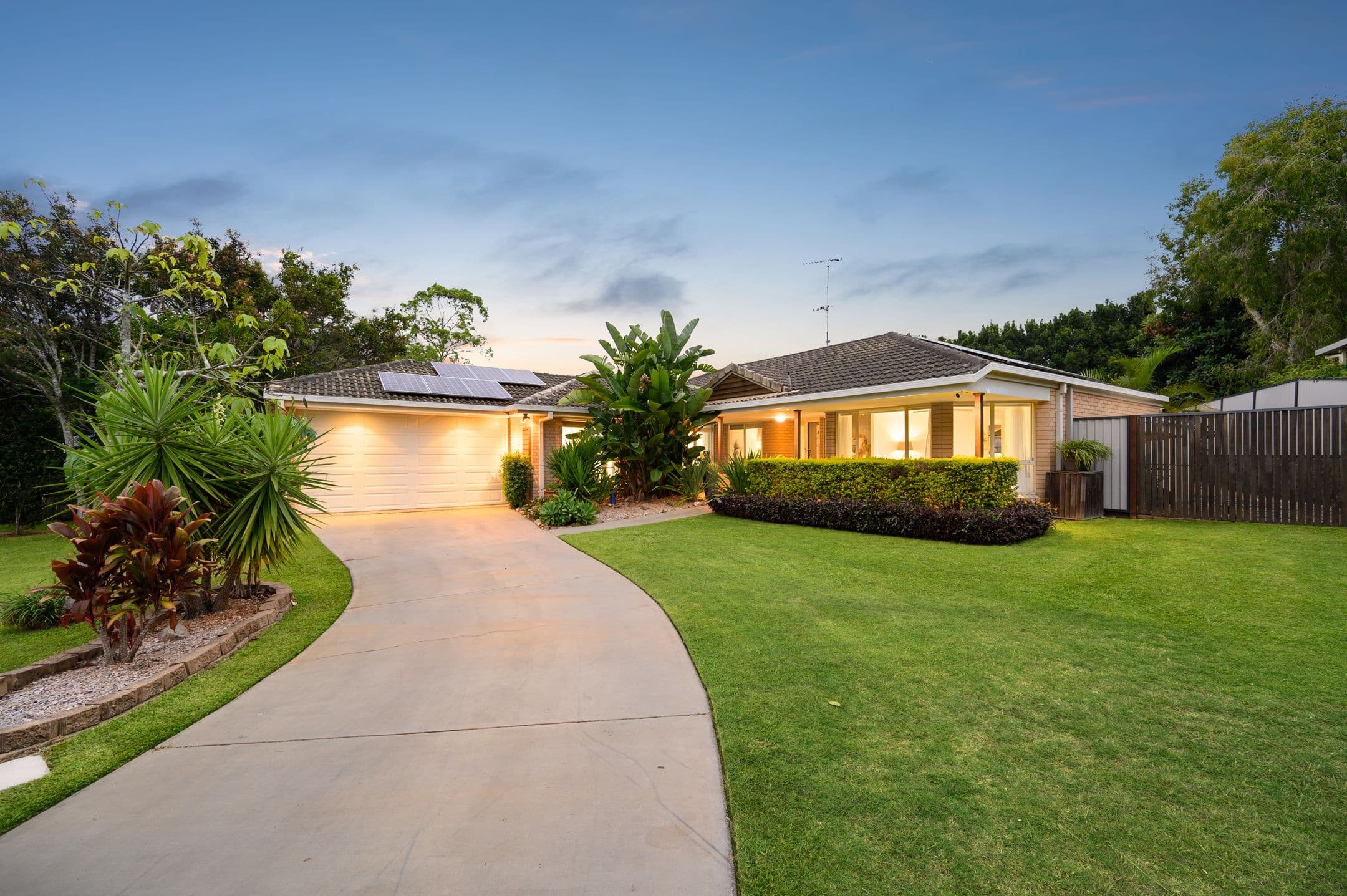 29 Tuena Street, Mudgeeraba QLD 4213, Mudgeeraba - Thumbnail 2