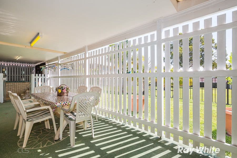 13 Kirk Place, Sandstone Point QLD 4511, Sandstone Point - Thumbnail 5