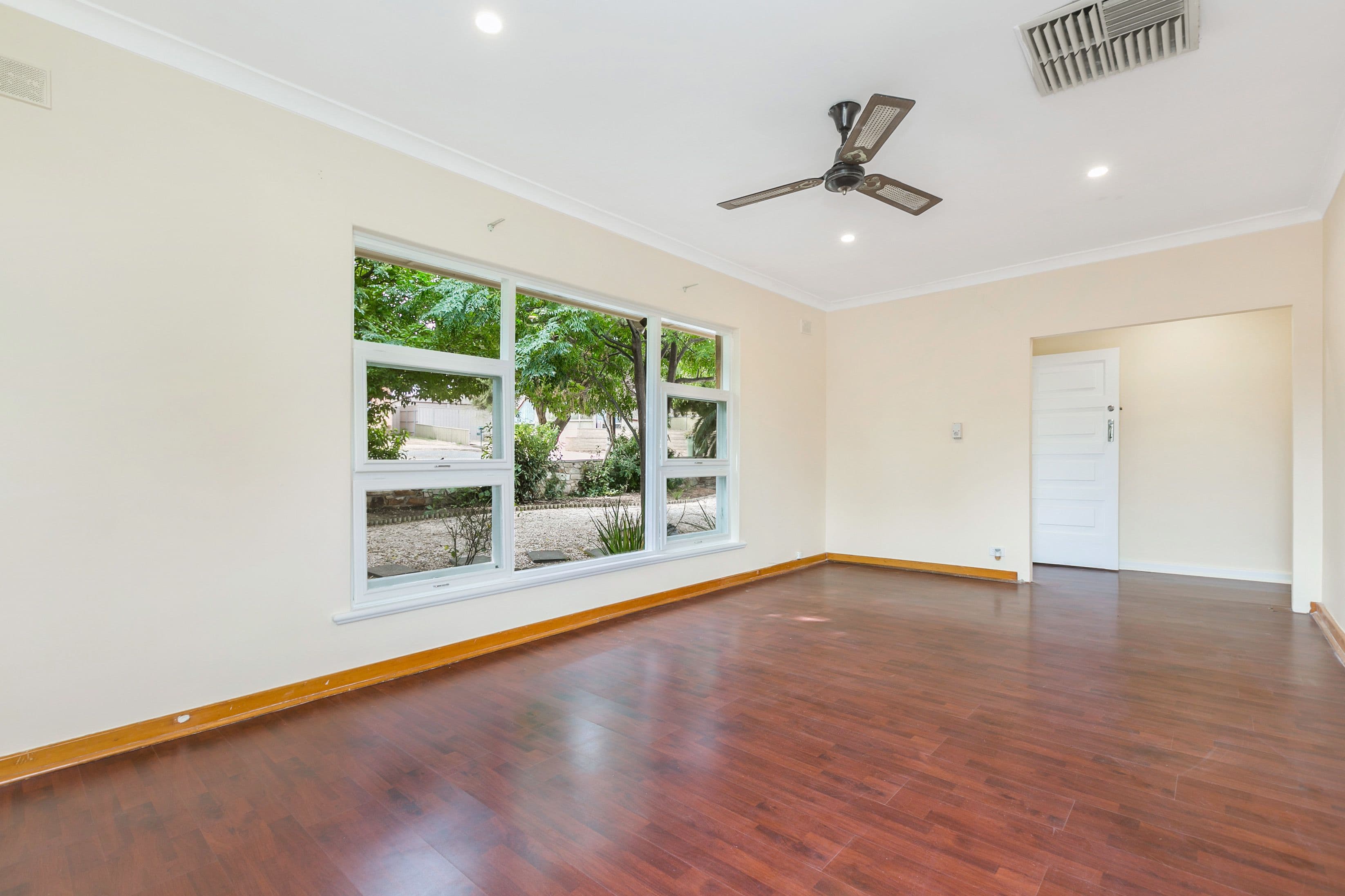 12 Westmoreland Road, Morphett Vale SA 5162, Morphett Vale - Thumbnail 4