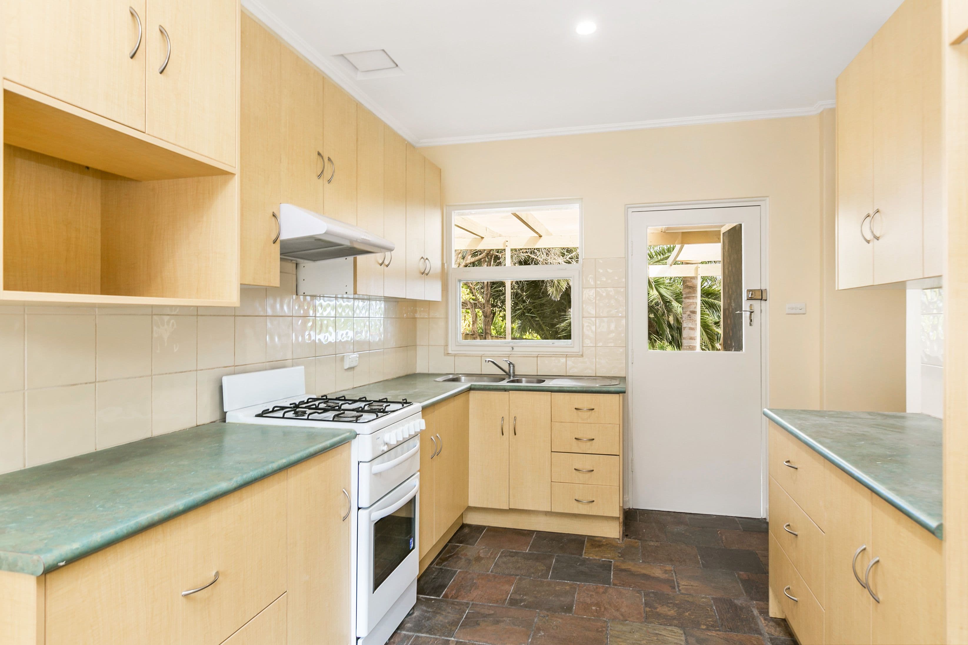 12 Westmoreland Road, Morphett Vale SA 5162, Morphett Vale - Thumbnail 6
