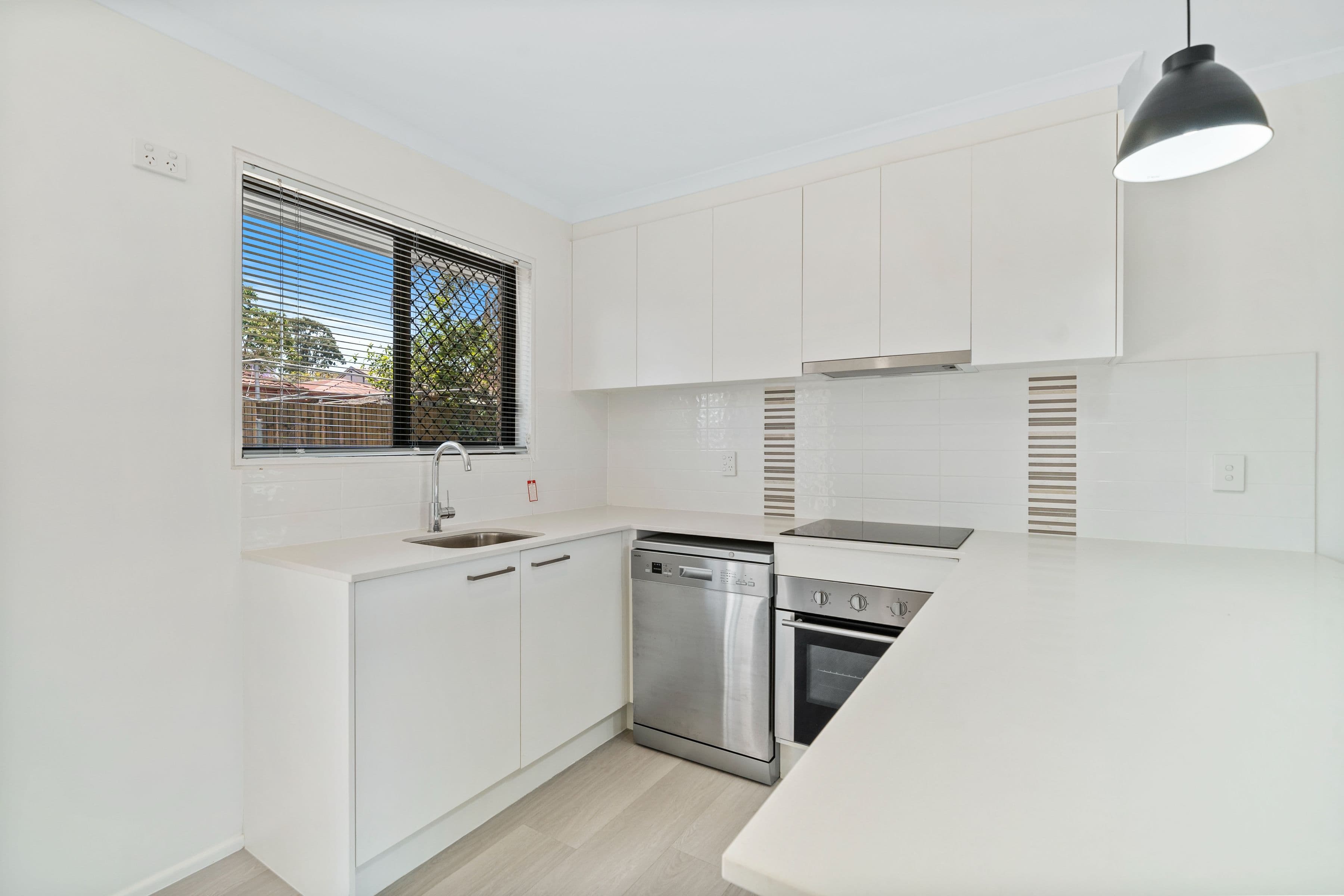 272 River Hills Road, Eagleby QLD 4207, Eagleby - Thumbnail 3