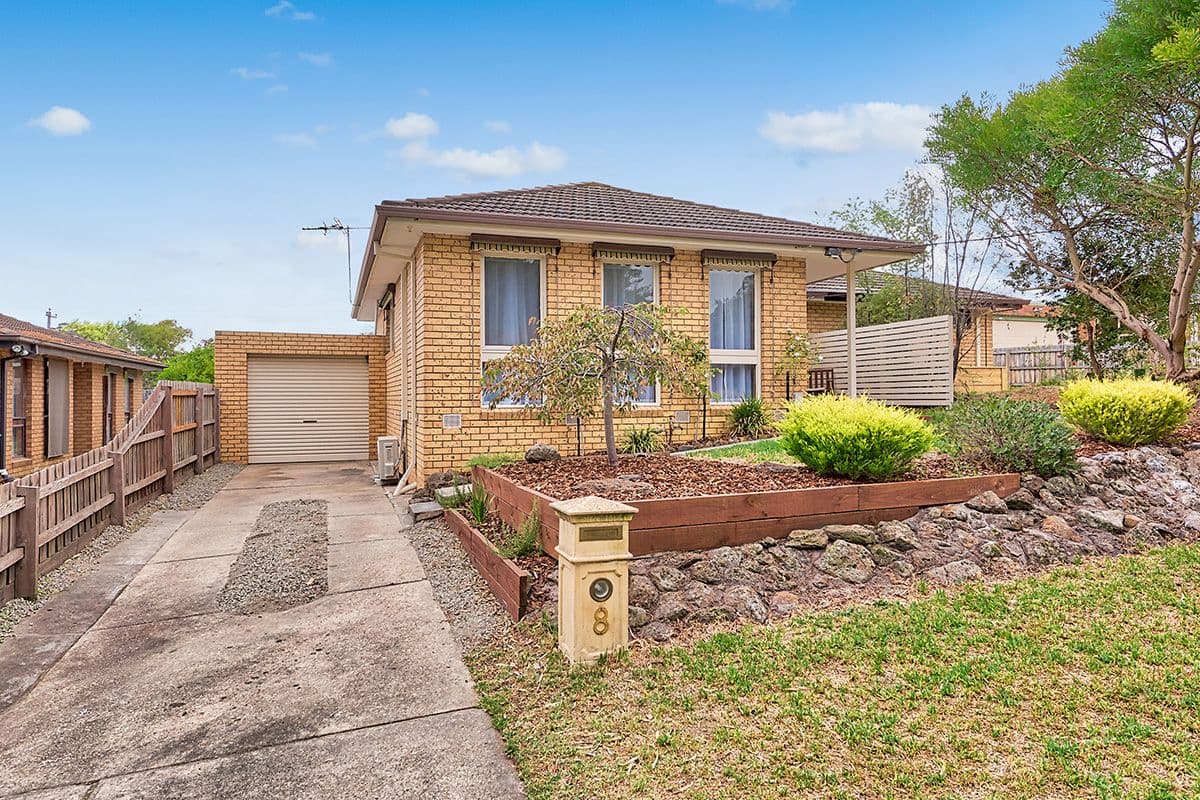 8 Banks Road, Cranbourne VIC 3977, Cranbourne - Image 1