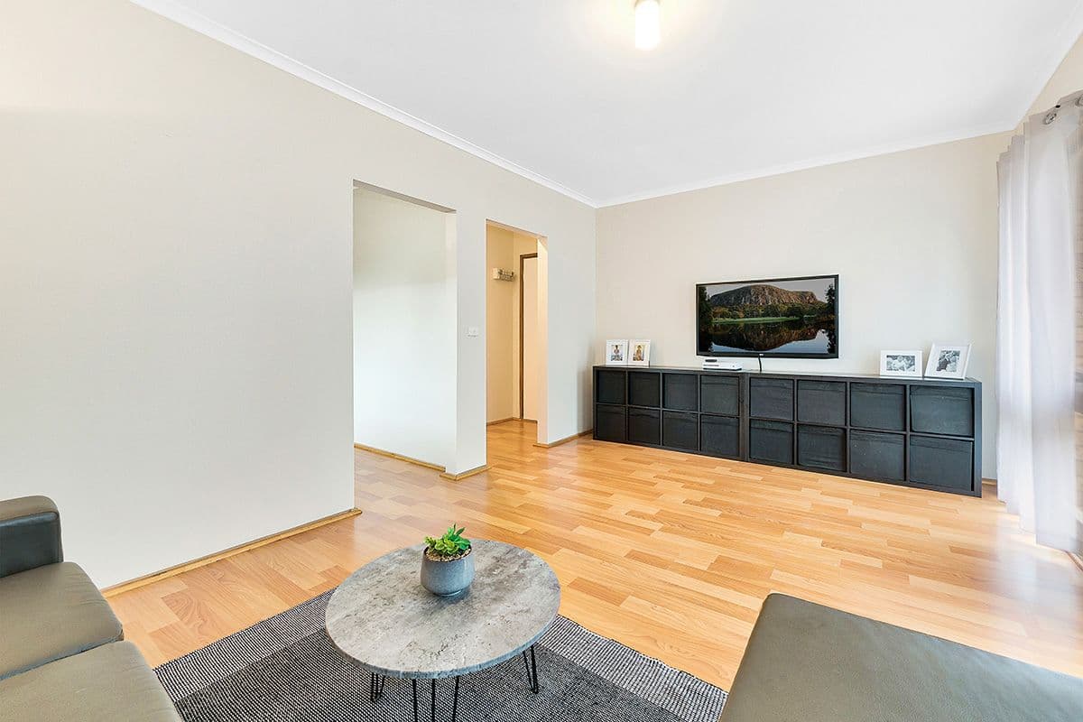 8 Banks Road, Cranbourne VIC 3977, Cranbourne - Thumbnail 5