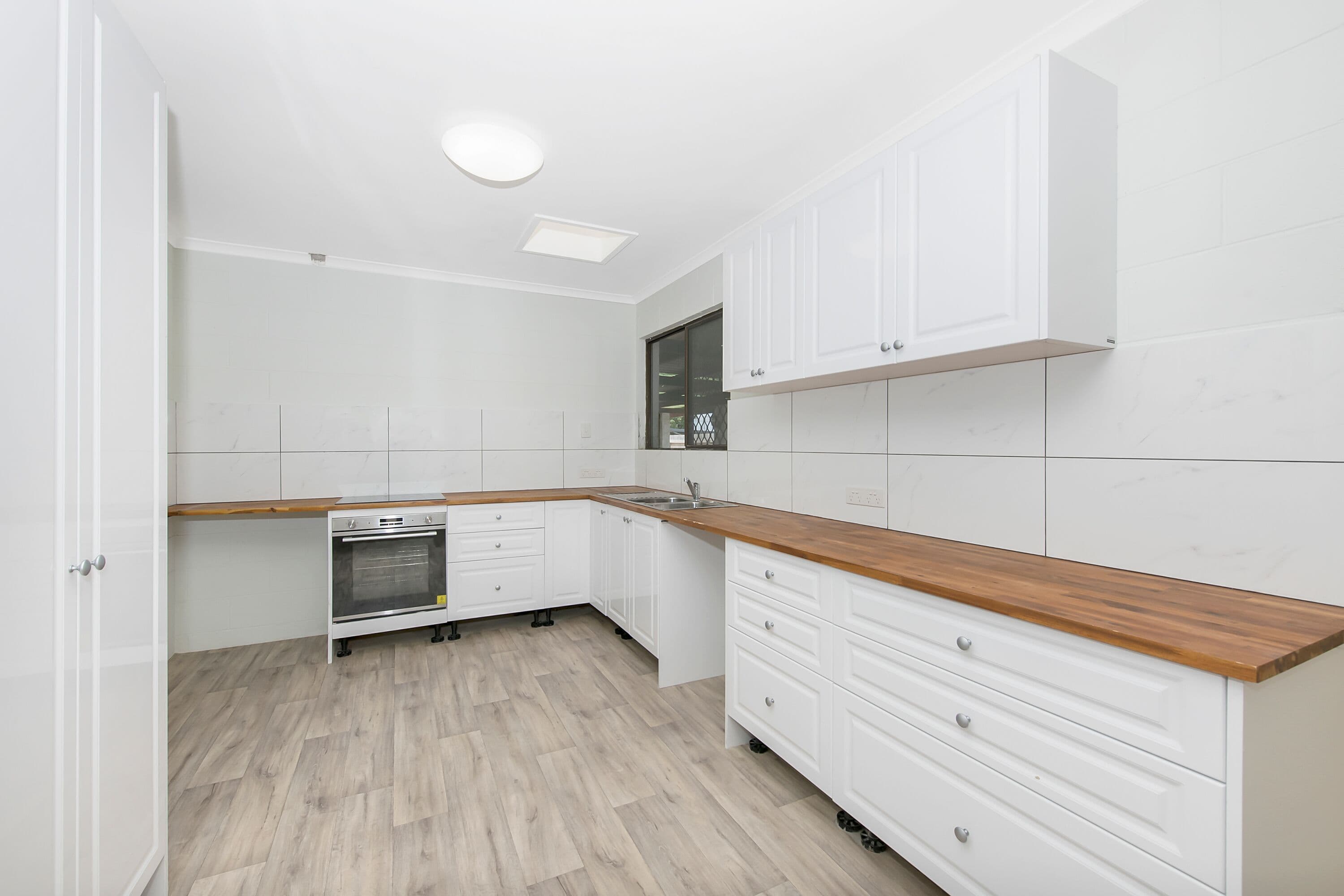 44 Illuta Street, Rasmussen QLD 4815, Rasmussen - Thumbnail 2
