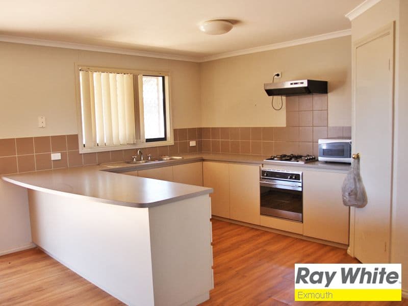 5A Maunsell Corner, Onslow WA 6710, Onslow - Thumbnail 2