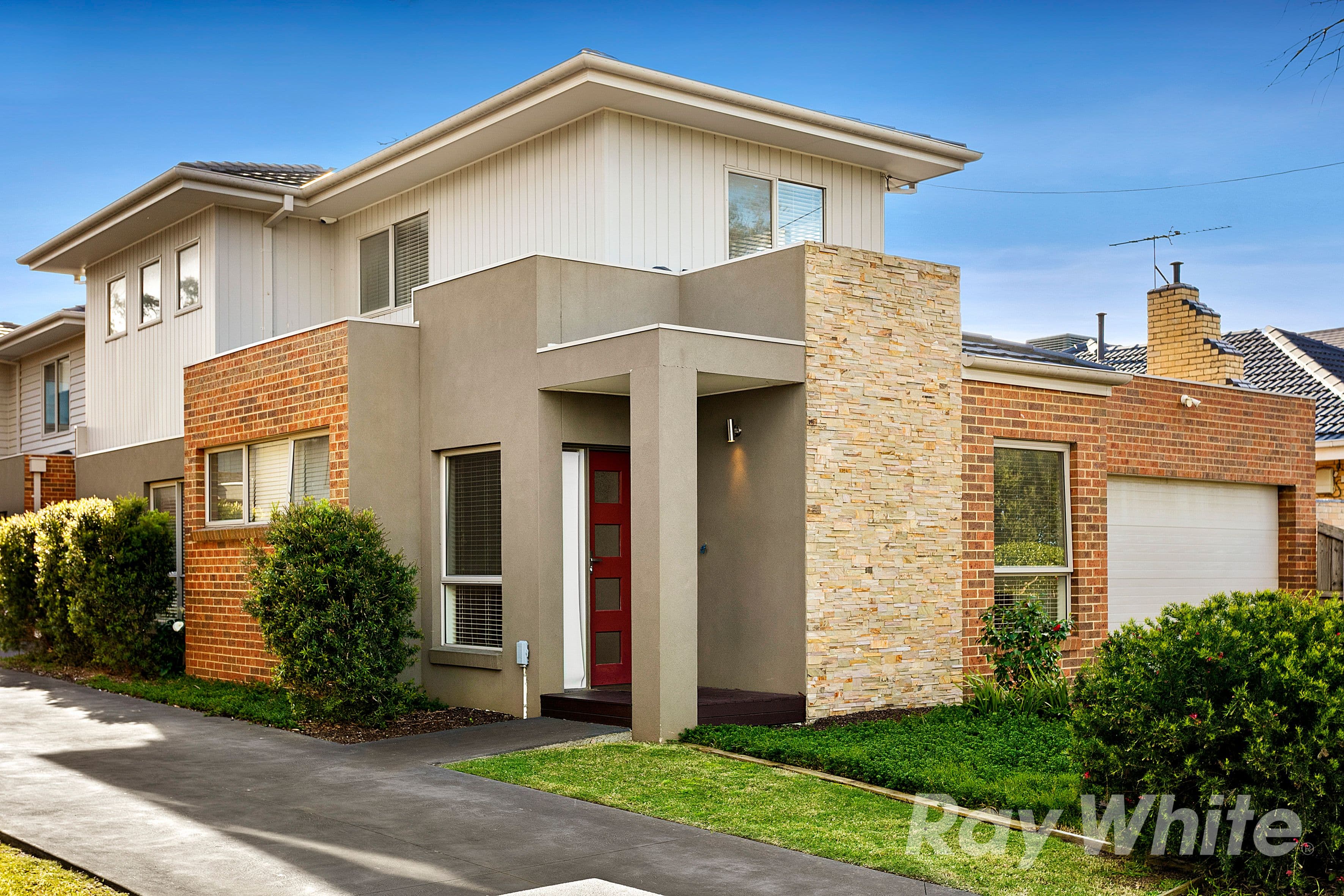 9 Madison Court, Mount Waverley VIC 3149, Mount Waverley - Image 1