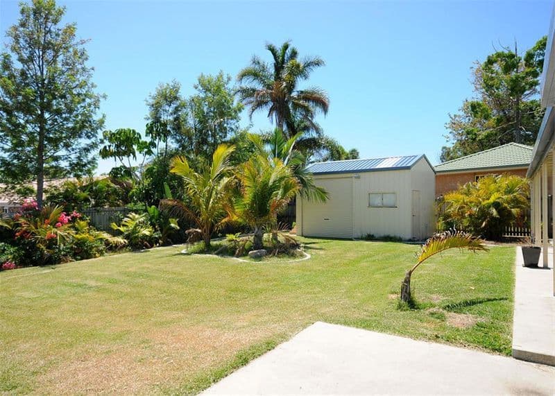 5 Jacklin Close, POINT VERNON QLD 4655, Point Vernon - Thumbnail 4