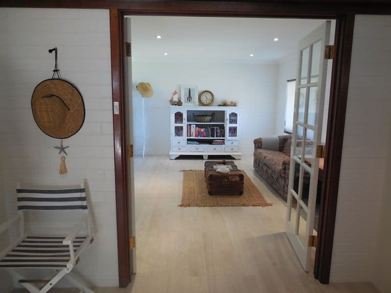 31 Gingin Road, Lancelin WA 6044, Lancelin - Thumbnail 2