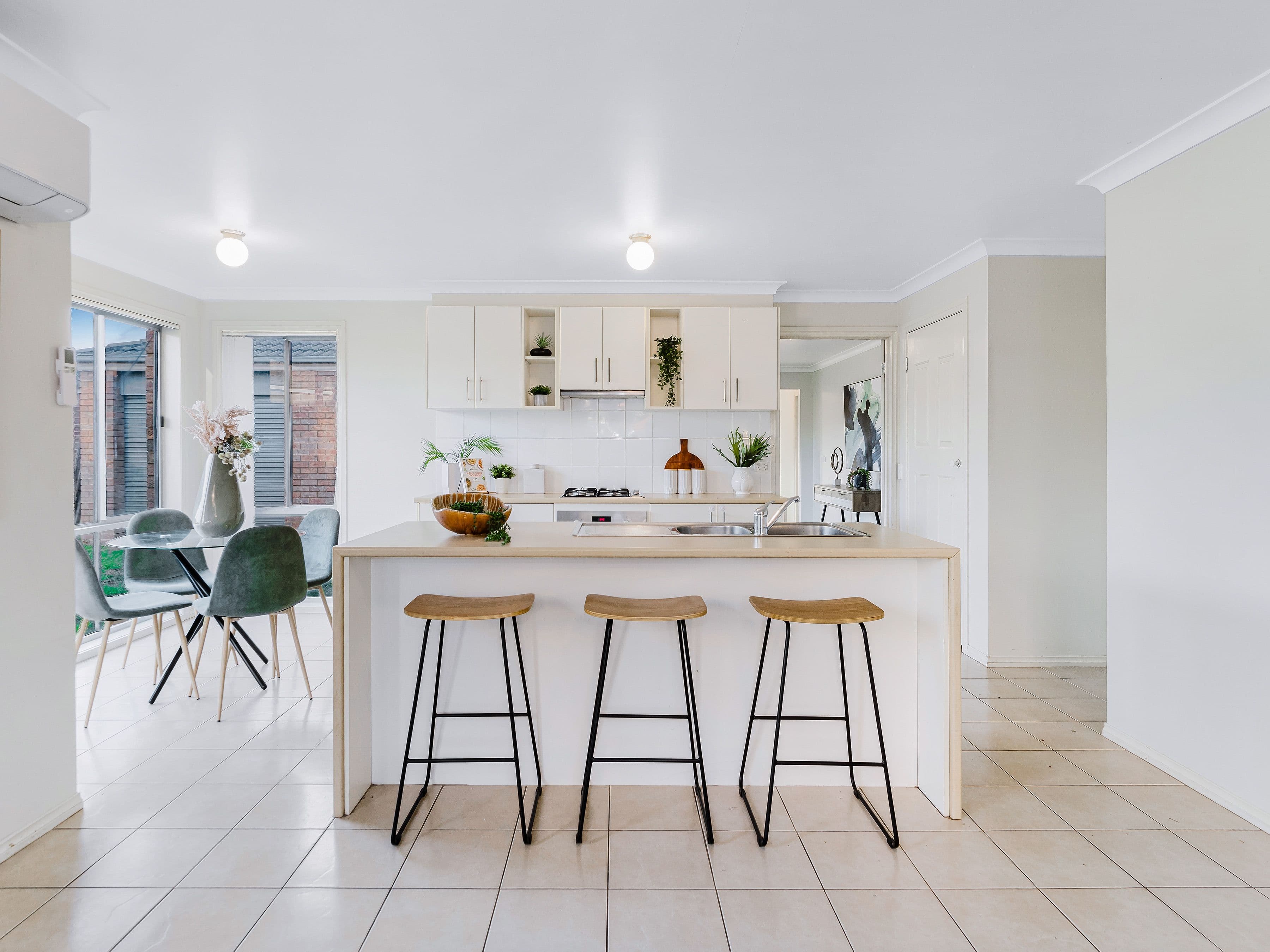 4 Mira Court, Cranbourne VIC 3977, Cranbourne - Thumbnail 6