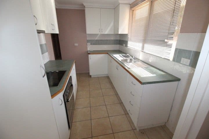 75 Limpet Crescent, South Hedland WA 6722, South Hedland - Thumbnail 2