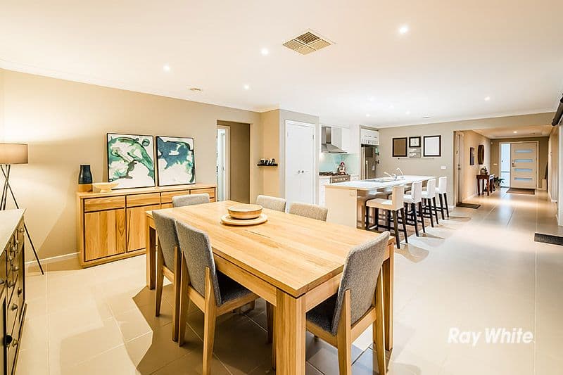 66 Bradford Drive, Cranbourne East VIC 3977, Cranbourne East - Thumbnail 5