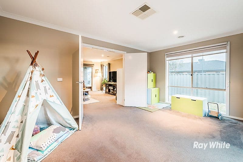 66 Bradford Drive, Cranbourne East VIC 3977, Cranbourne East - Thumbnail 8