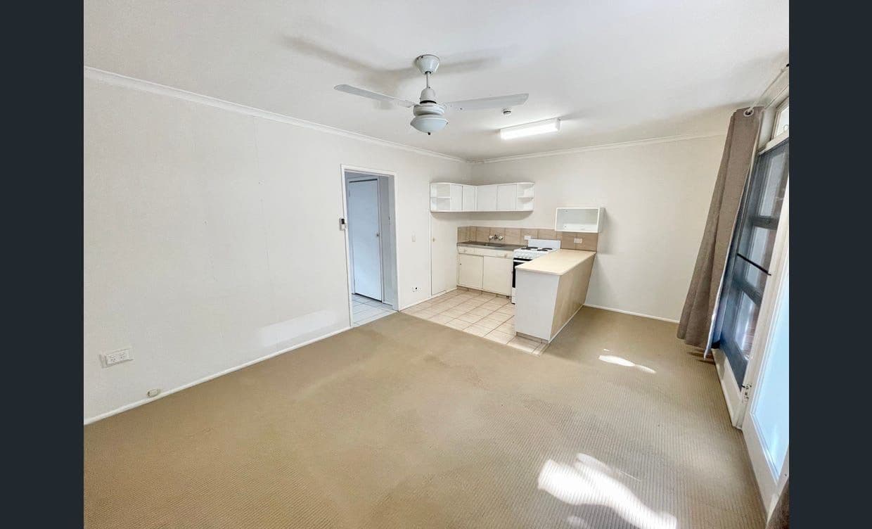 7 Leonard Avenue, Surfers Paradise QLD 4217, Surfers Paradise - Thumbnail 3