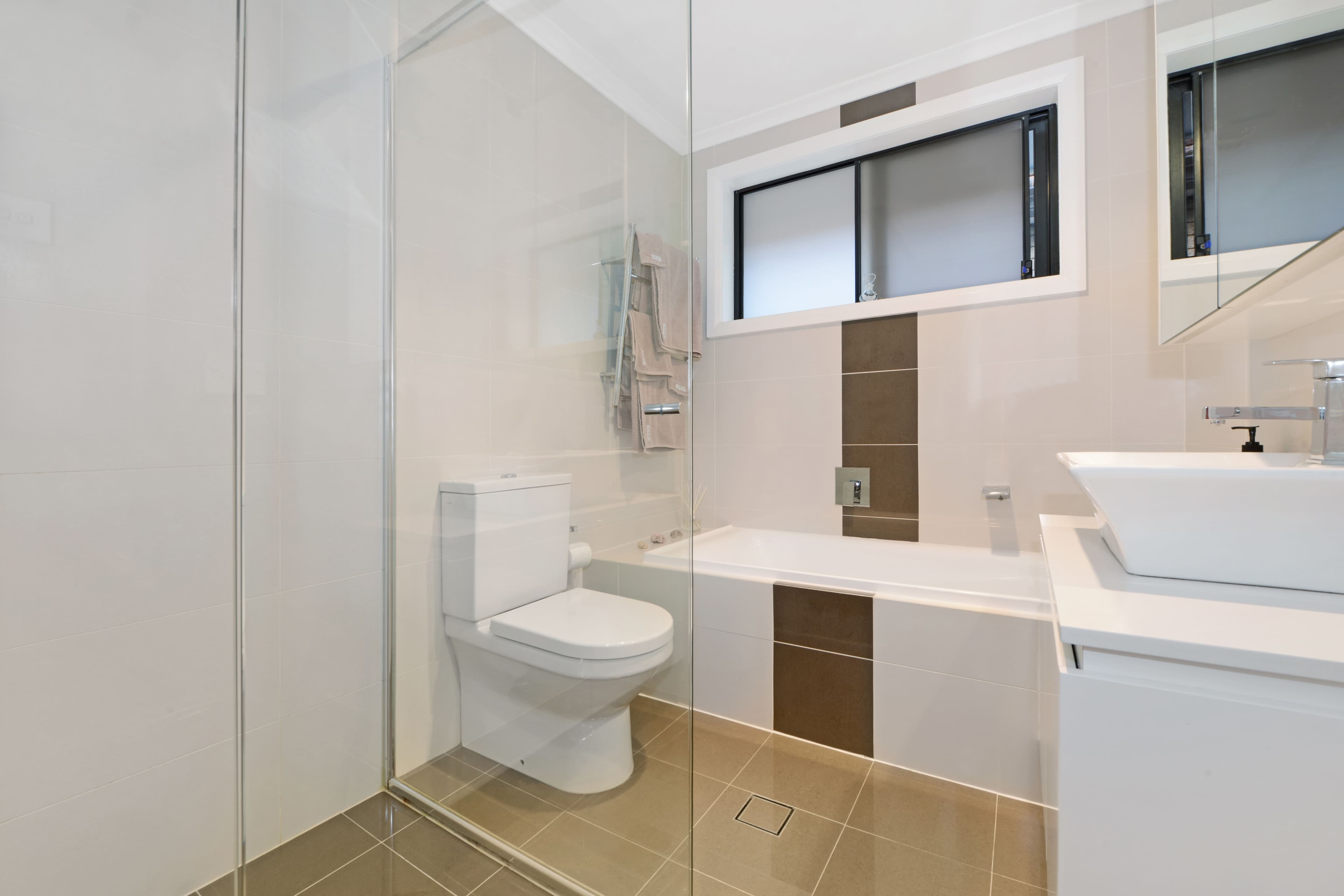 21 Edward Avenue, Miranda - Thumbnail 7