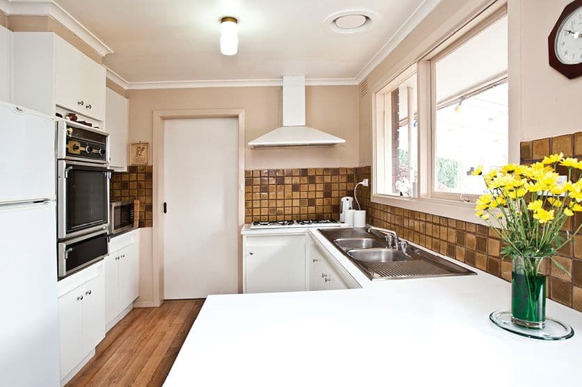 4 Fernly Court, WHEELERS HILL VIC 3150, Wheelers Hill - Thumbnail 5