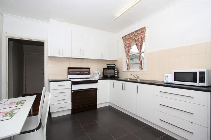 5 Ambon Court, HEIDELBERG WEST VIC 3081, Heidelberg West - Thumbnail 2