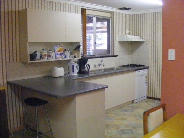 28 Salix Way, FORRESTFIELD WA 6058, Forrestfield - Thumbnail 2