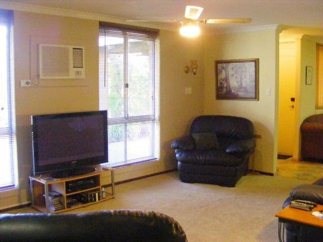 28 Salix Way, FORRESTFIELD WA 6058, Forrestfield - Thumbnail 5