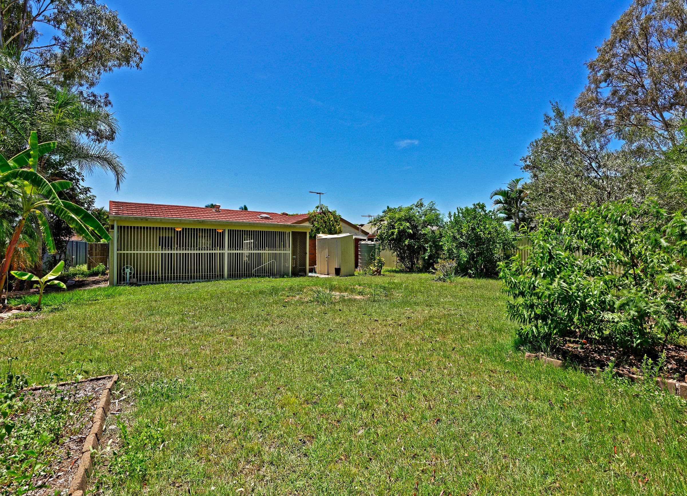 4 Lexington Court, Kippa-Ring QLD 4021, Kippa-Ring - Thumbnail 2