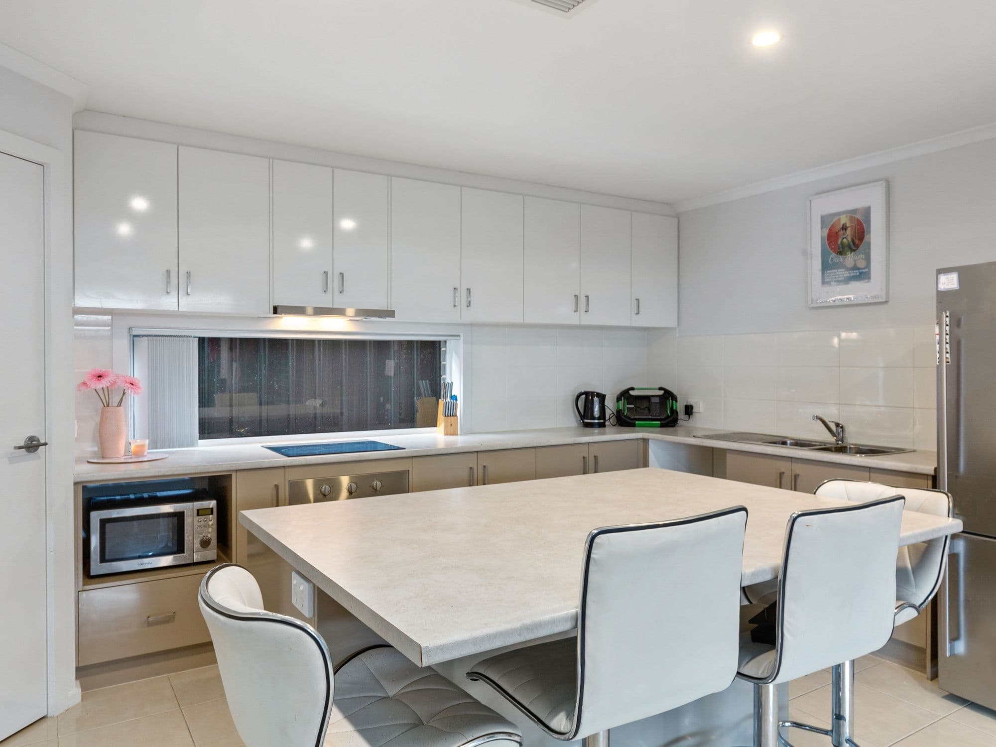 17 Mark Street, Happy Valley SA 5159, Happy Valley - Thumbnail 2