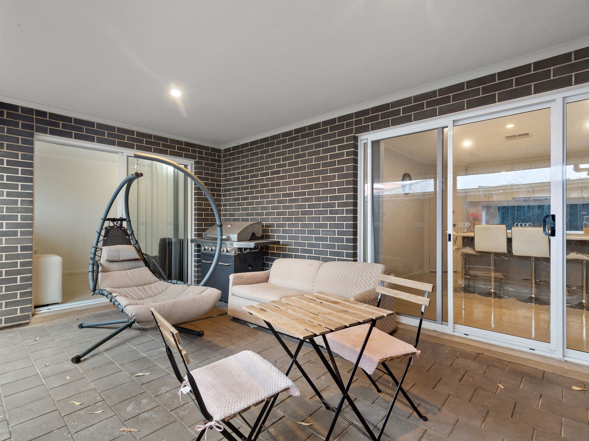 17 Mark Street, Happy Valley SA 5159, Happy Valley - Thumbnail 3