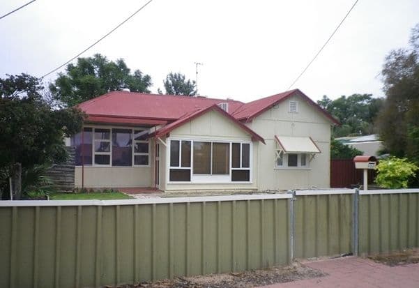 202 Sixteenth Street, Renmark SA 5341, Renmark - Image 1