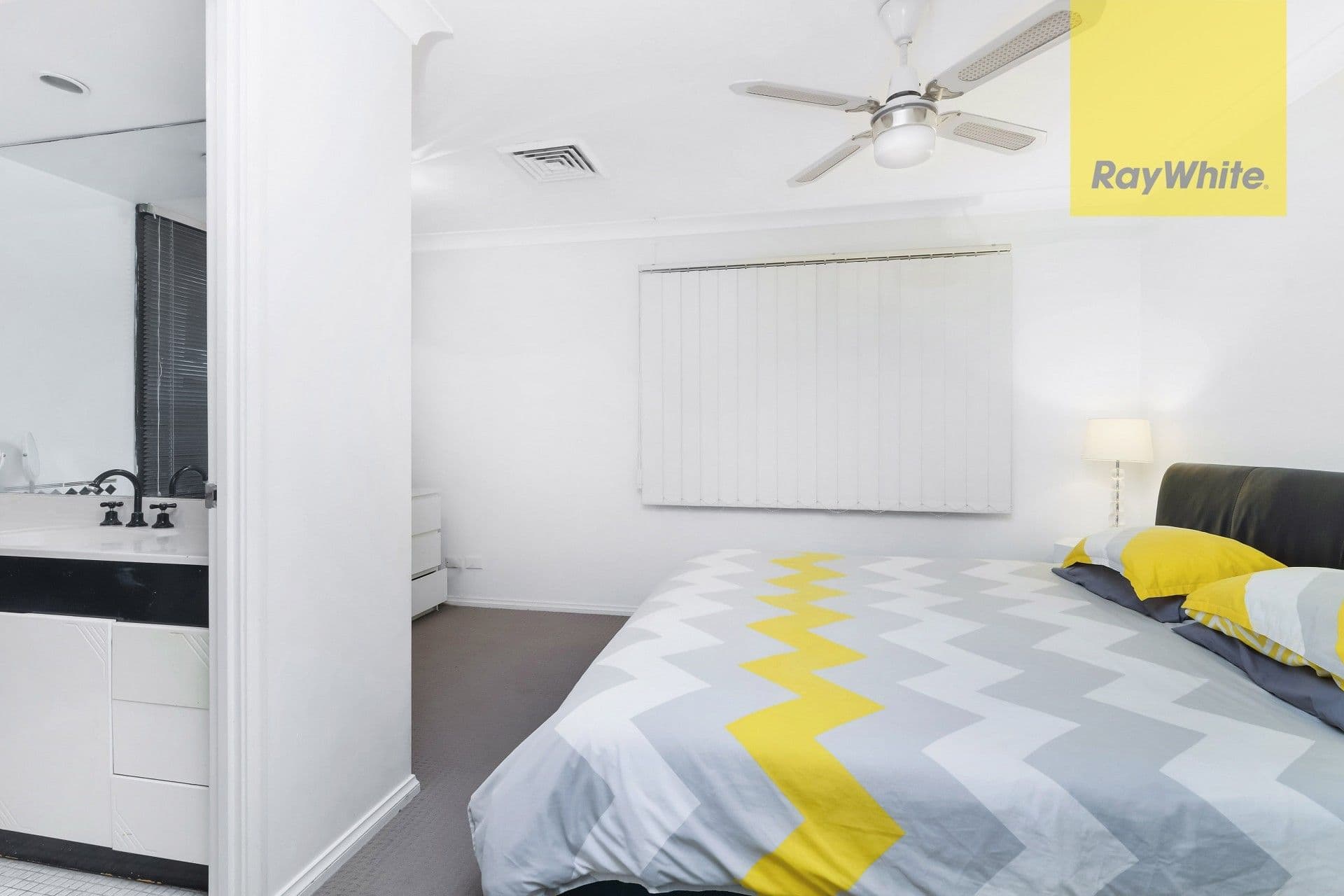 12 Burns Road, Winston Hills - Thumbnail 6
