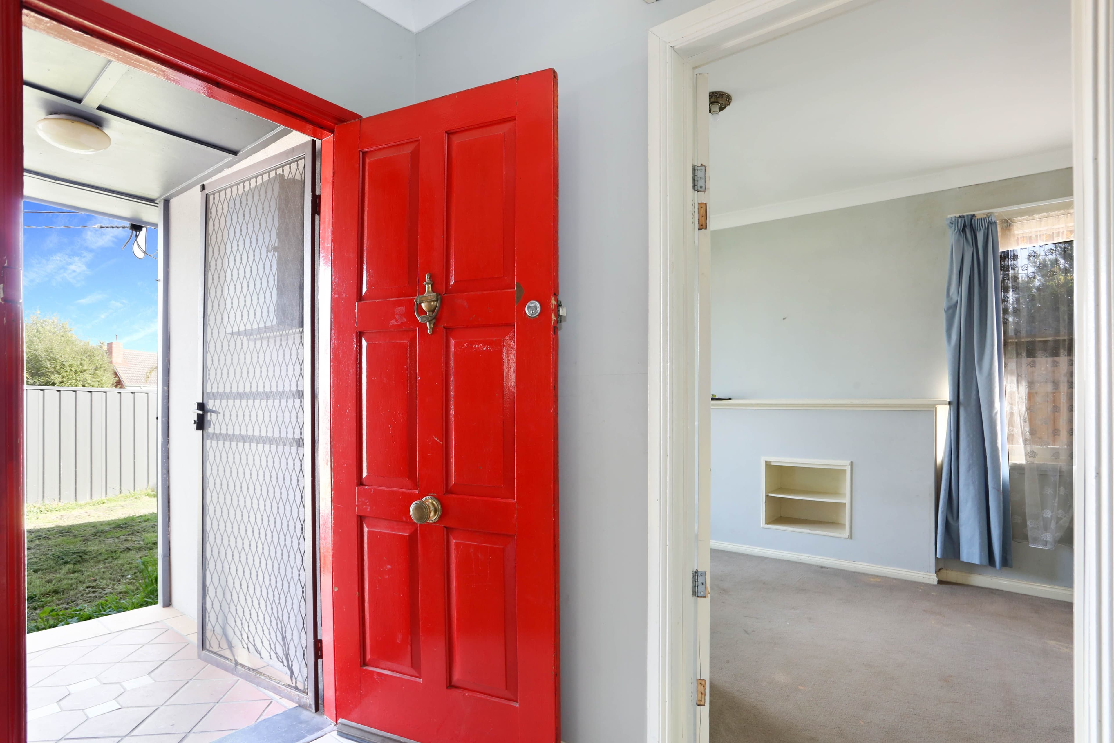 6 Gordon Court, Glenroy VIC 3046, Glenroy - Thumbnail 3