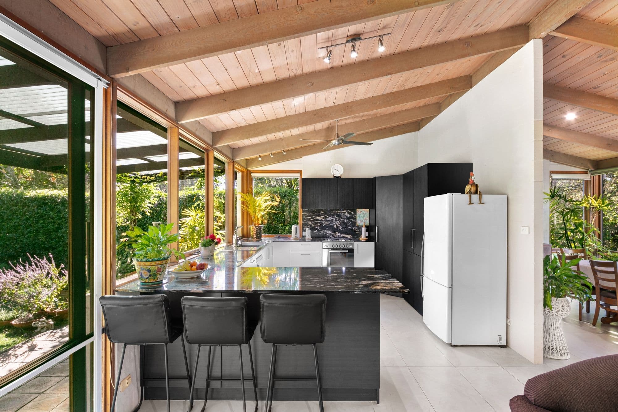 98 Kincumber Crescent, Davistown NSW 2251, Davistown - Thumbnail 6