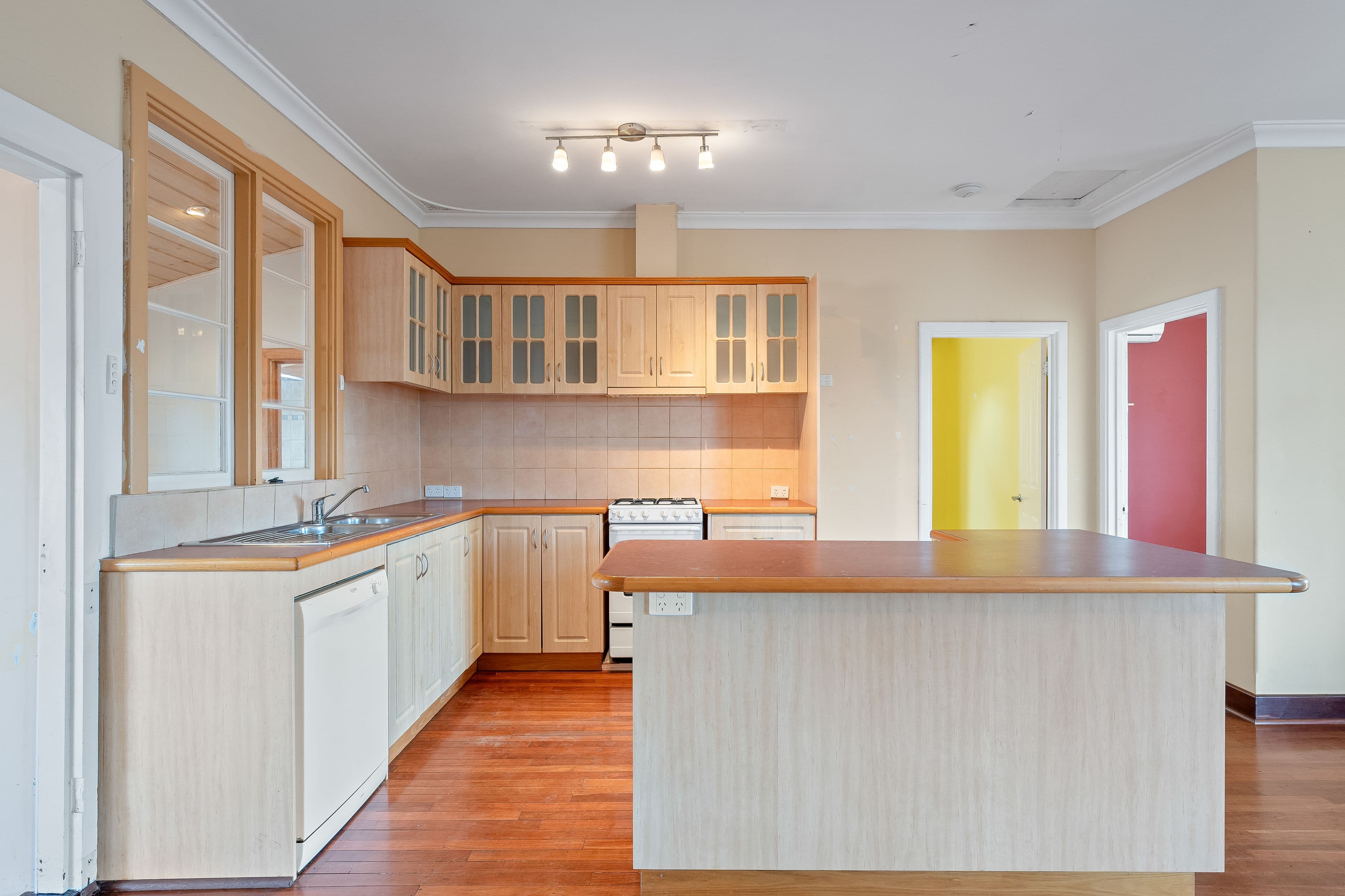 31 Hokin Street, Waikiki WA 6169, Waikiki - Thumbnail 3