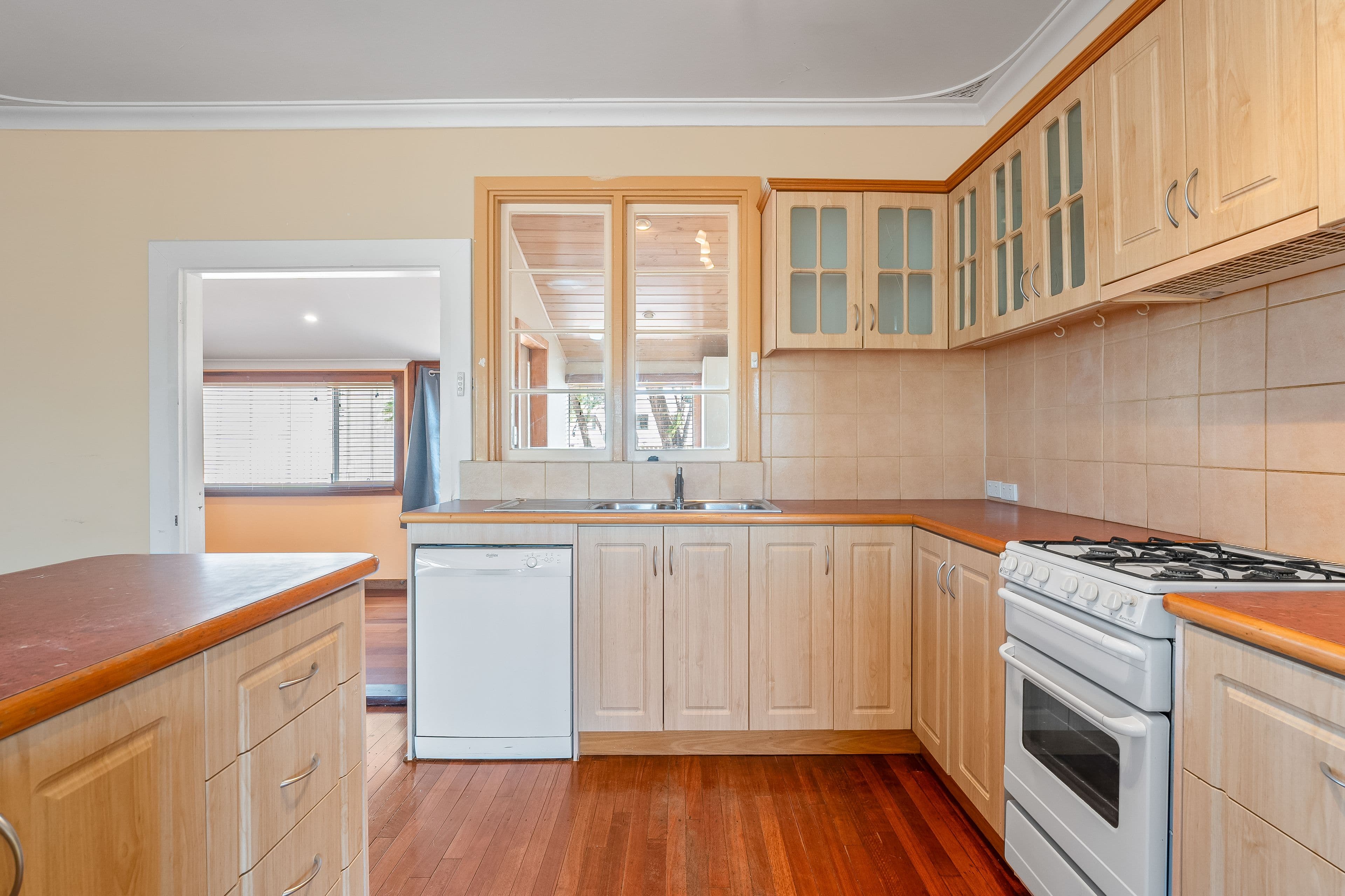 31 Hokin Street, Waikiki WA 6169, Waikiki - Thumbnail 7