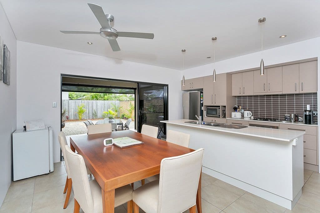 147 Roberts Drive, Trinity Beach QLD 4879, Trinity Beach - Thumbnail 2