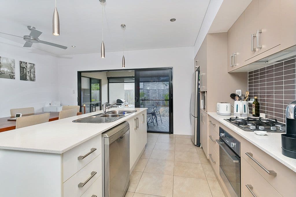 147 Roberts Drive, Trinity Beach QLD 4879, Trinity Beach - Thumbnail 3