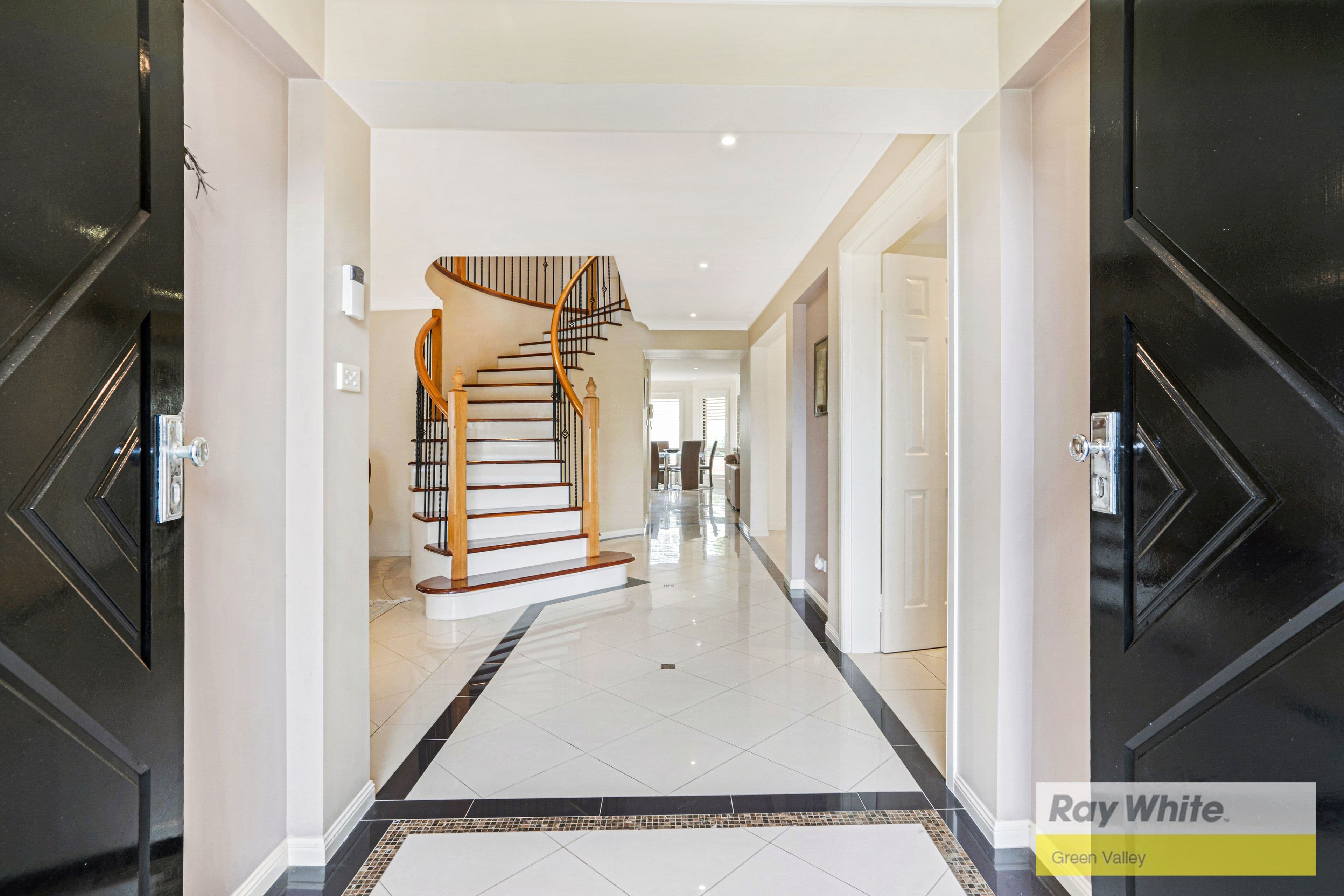 34 Watling Avenue, West Hoxton NSW 2171, West Hoxton - Thumbnail 2