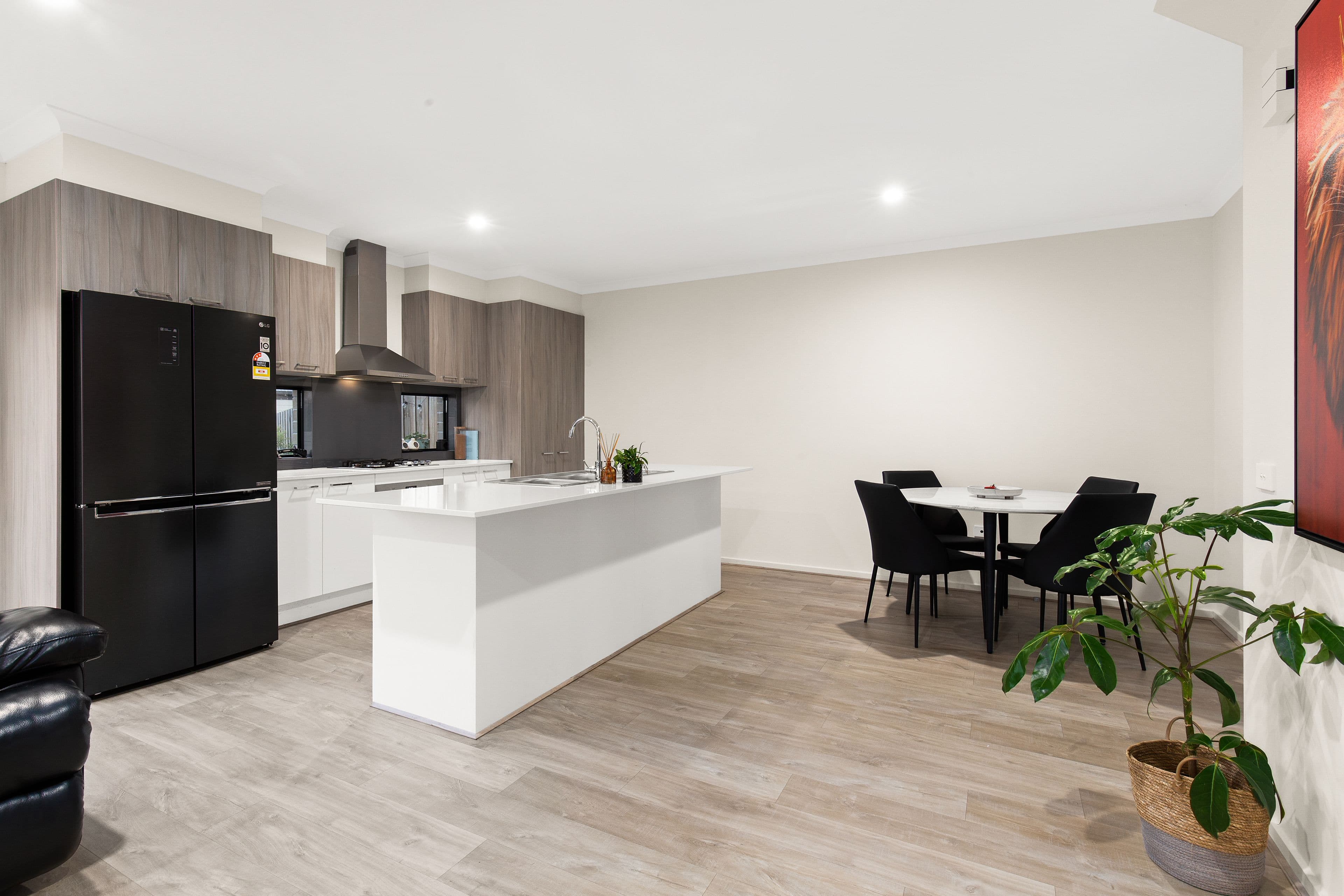 5 Muirhead Gardens, Caroline Springs - Thumbnail 4