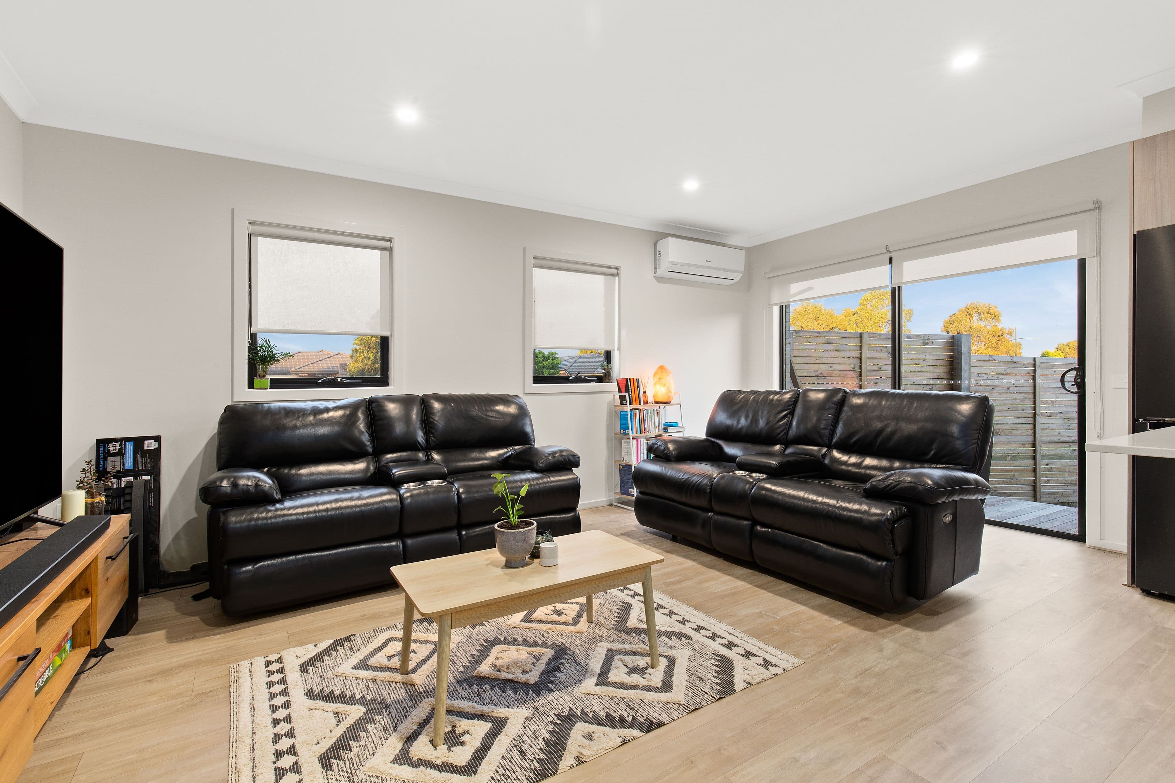 5 Muirhead Gardens, Caroline Springs - Thumbnail 5