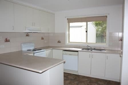 15 Matthew Court, COROWA NSW 2646, Corowa - Thumbnail 6