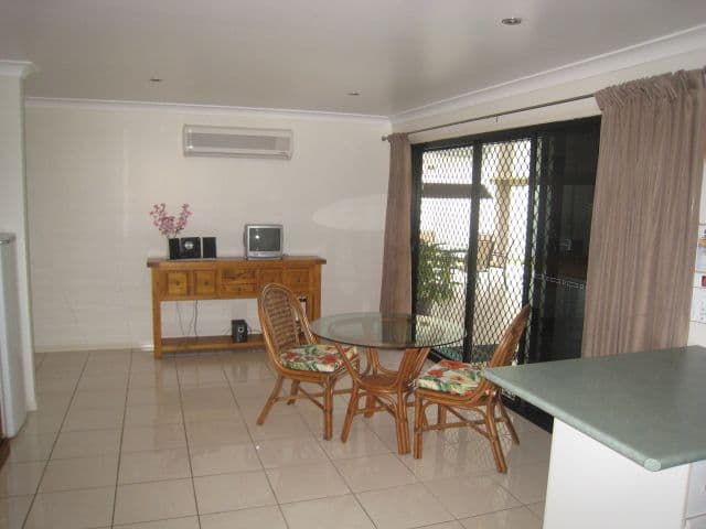 17 Cook Close, Emerald QLD 4720, Emerald - Thumbnail 7