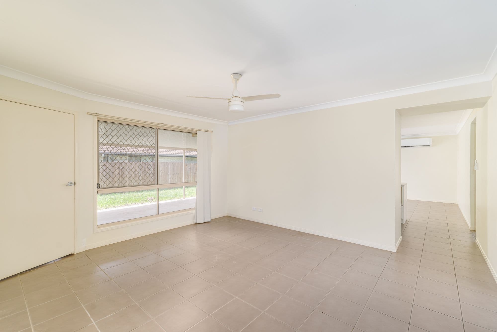 8 Hillside Crescent, Beaudesert QLD 4285, Beaudesert - Thumbnail 5