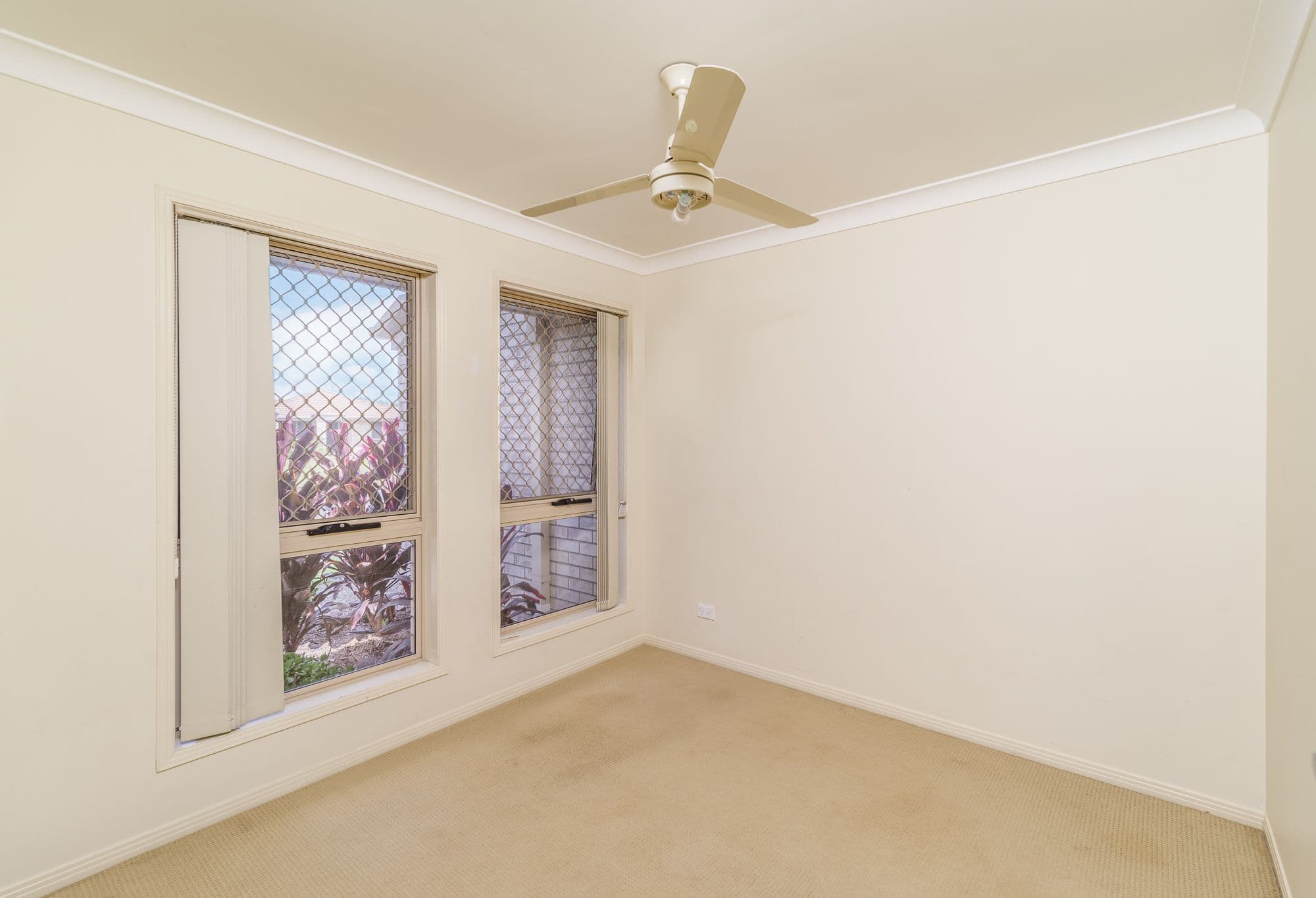 8 Hillside Crescent, Beaudesert QLD 4285, Beaudesert - Thumbnail 8