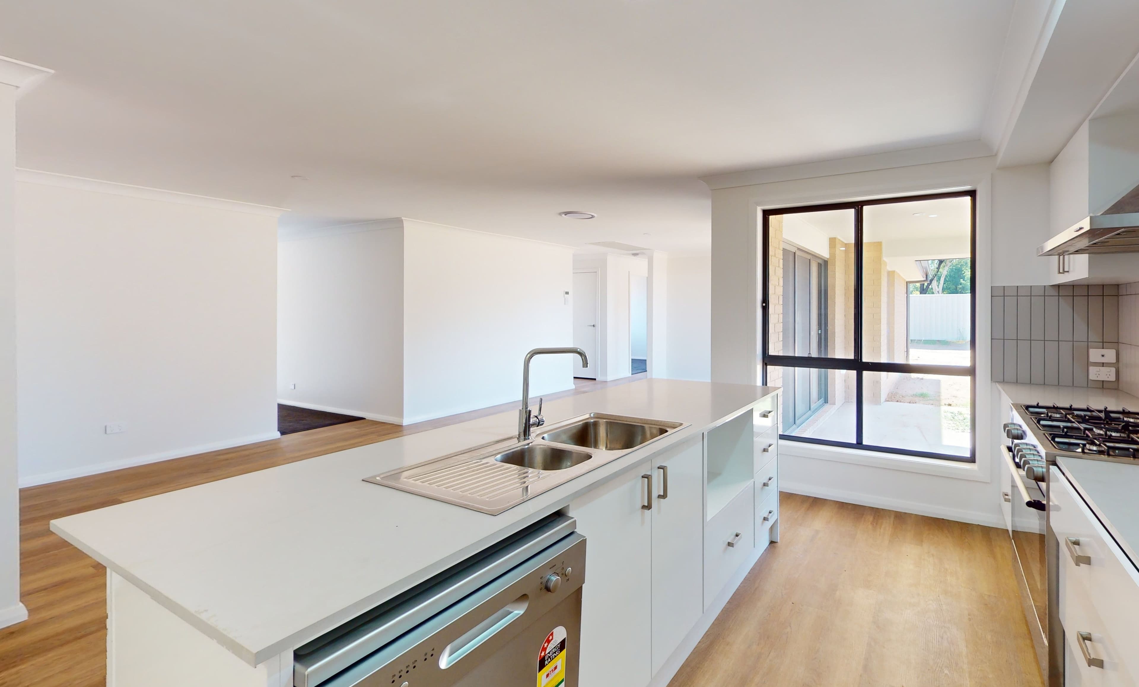 20 Tweed Place, Dubbo NSW 2830, Dubbo - Thumbnail 2