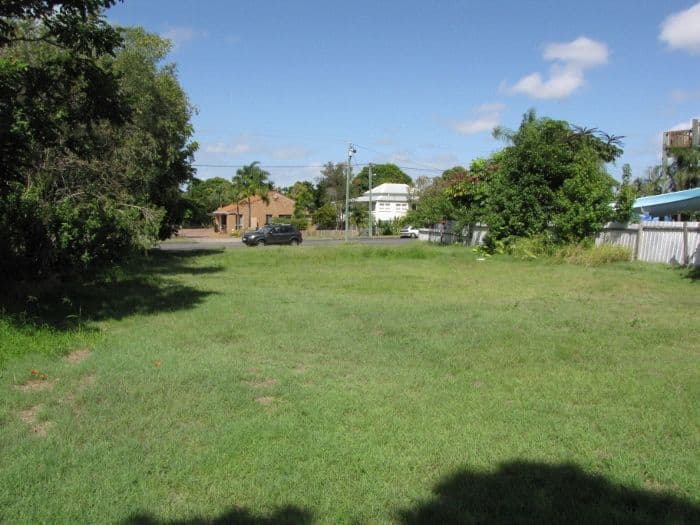 8 Cypress Street, Torquay QLD 4655, Torquay - Thumbnail 2