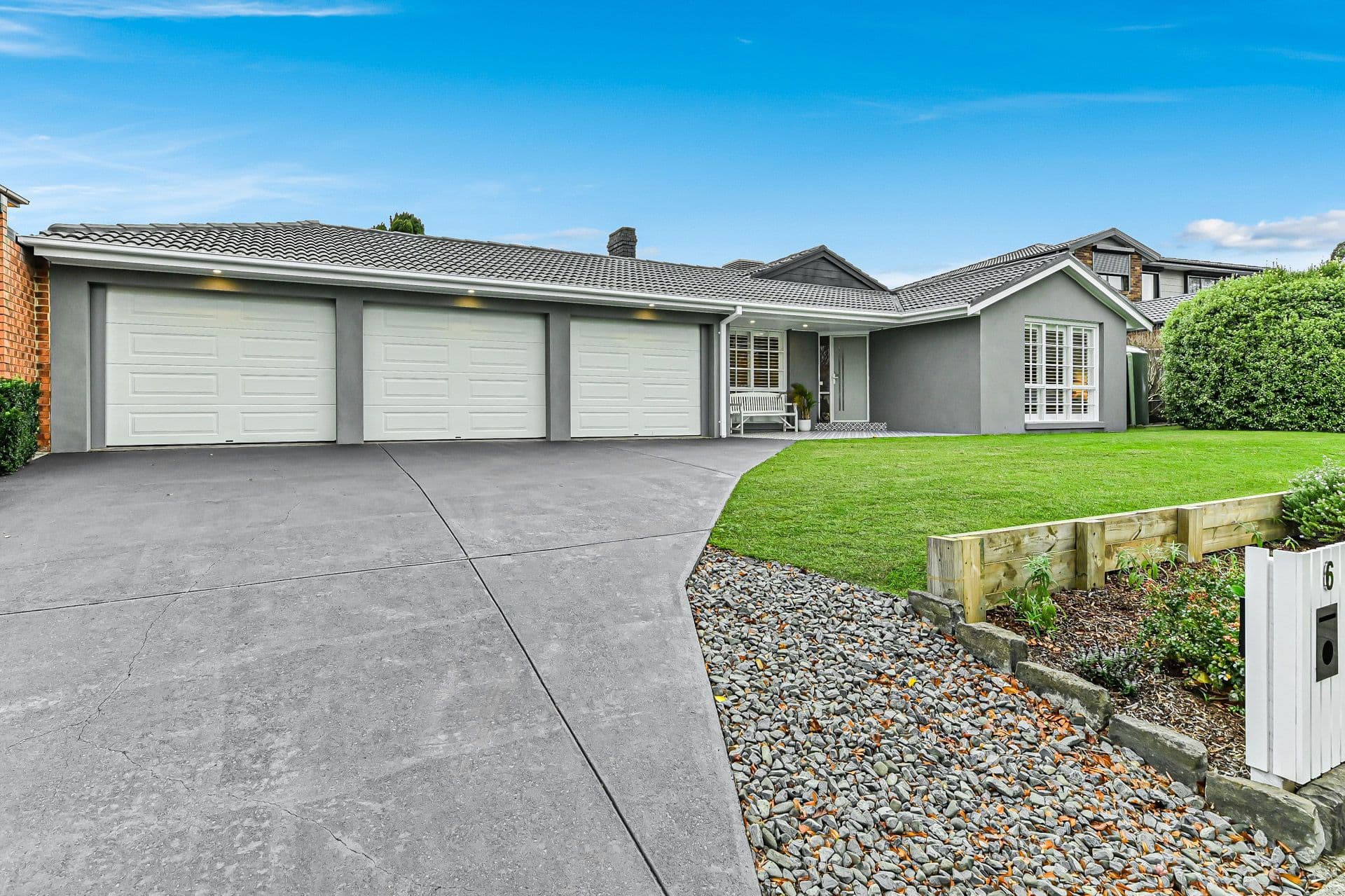 6 Christine Avenue, Berwick VIC 3806, Berwick - Thumbnail 2