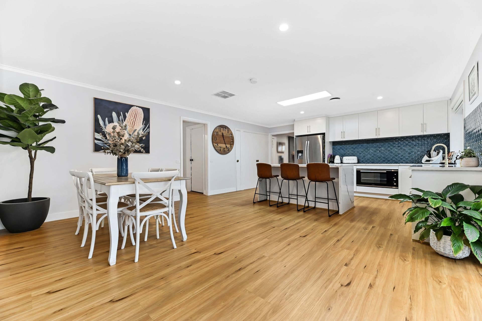 6 Christine Avenue, Berwick VIC 3806, Berwick - Thumbnail 4
