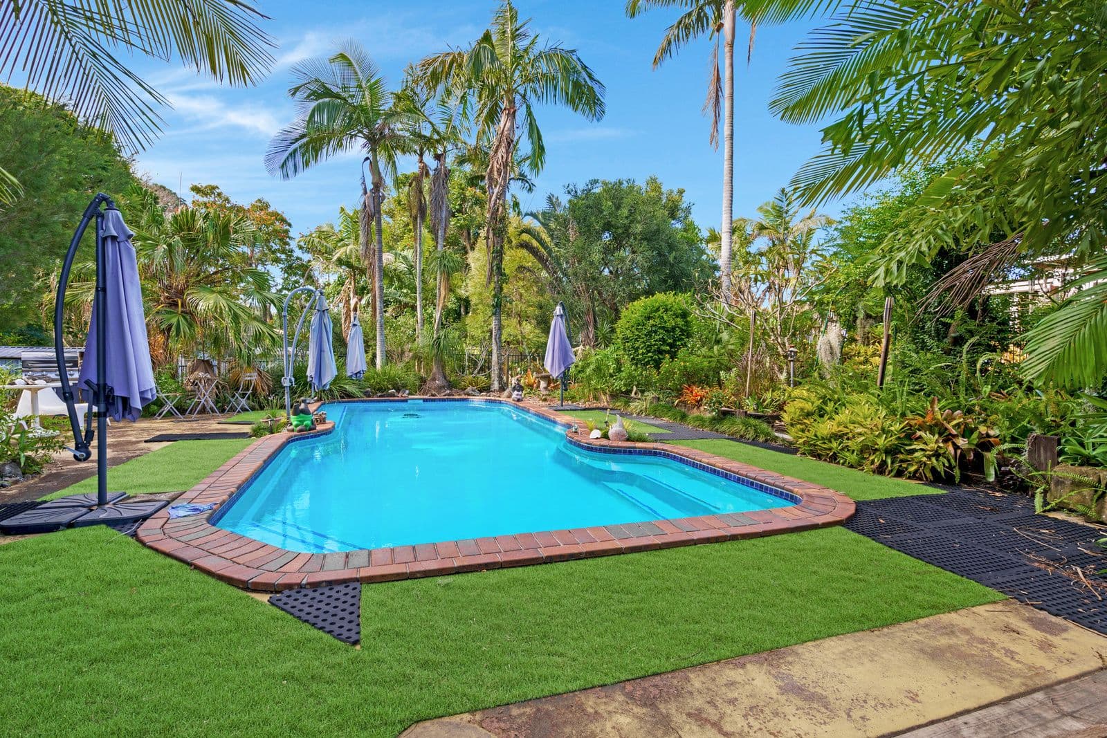 13 Whitian Drive, Carrara QLD 4211, Carrara - Thumbnail 5