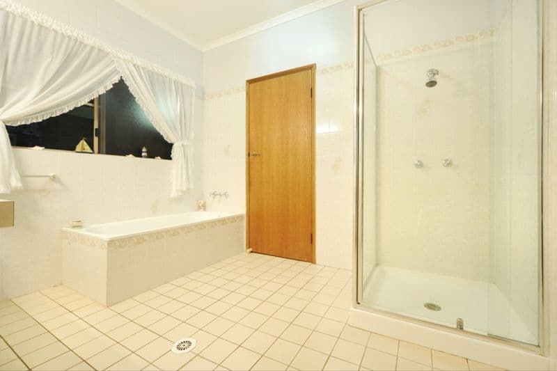 14 Muruk Crescent, JUBILEE POCKET QLD 4802, Jubilee Pocket - Thumbnail 6