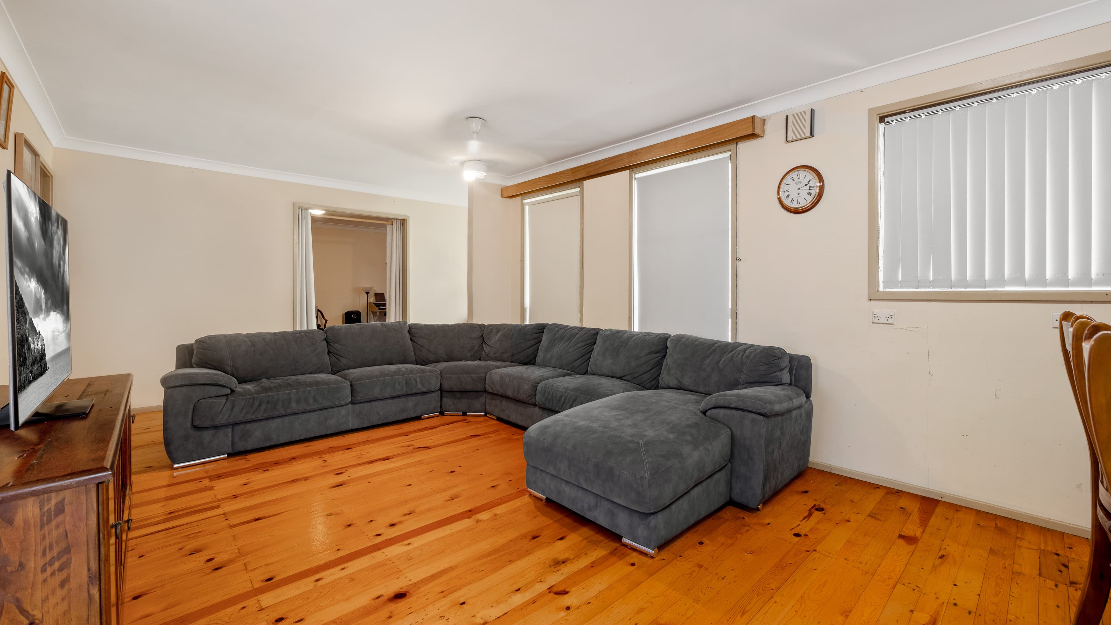1 Whipbird Avenue, Ingleburn NSW 2565, Ingleburn - Thumbnail 3
