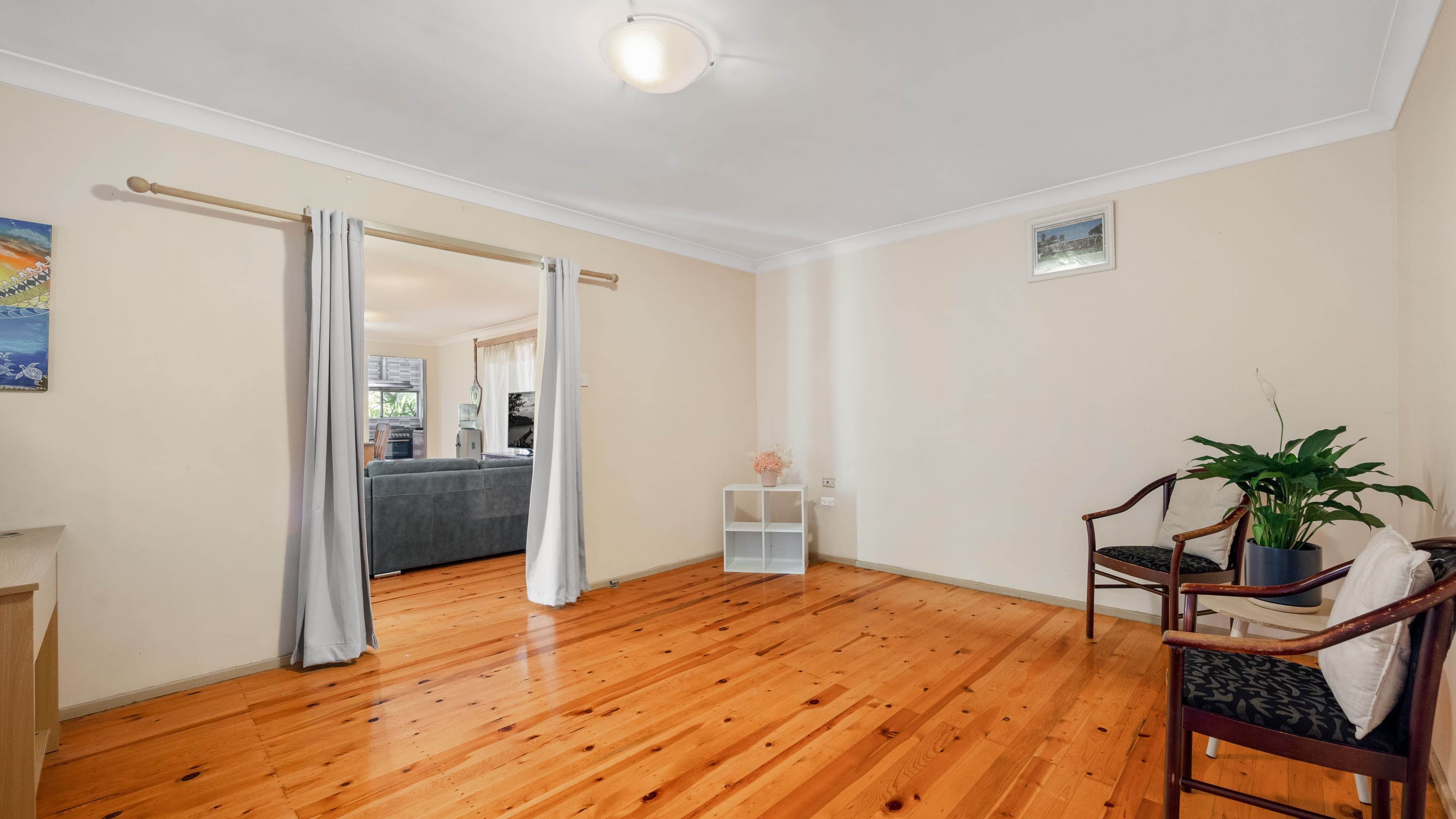 1 Whipbird Avenue, Ingleburn NSW 2565, Ingleburn - Thumbnail 4